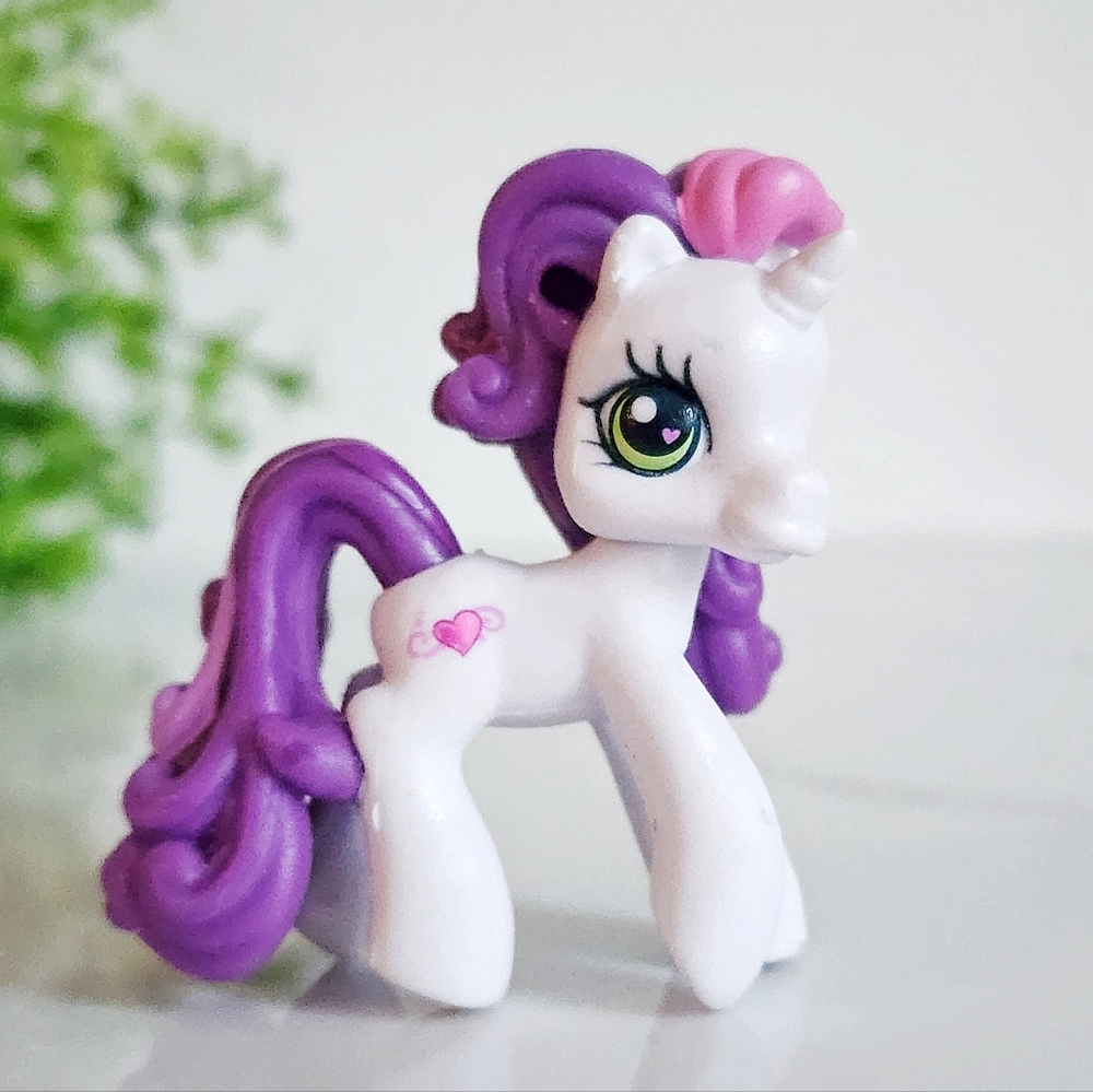 🎀Vintage Sweetie Bell ~Mini Pony 2” Ponyville Hasbro Pink Heart MLP G3 Y2K 2007